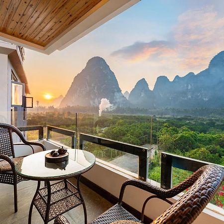 Leisure Courtyard Hotel Yangshuo-Free Shuttle Bus To Yangshuo Station Stay 2 Nights One Way Bagian luar foto