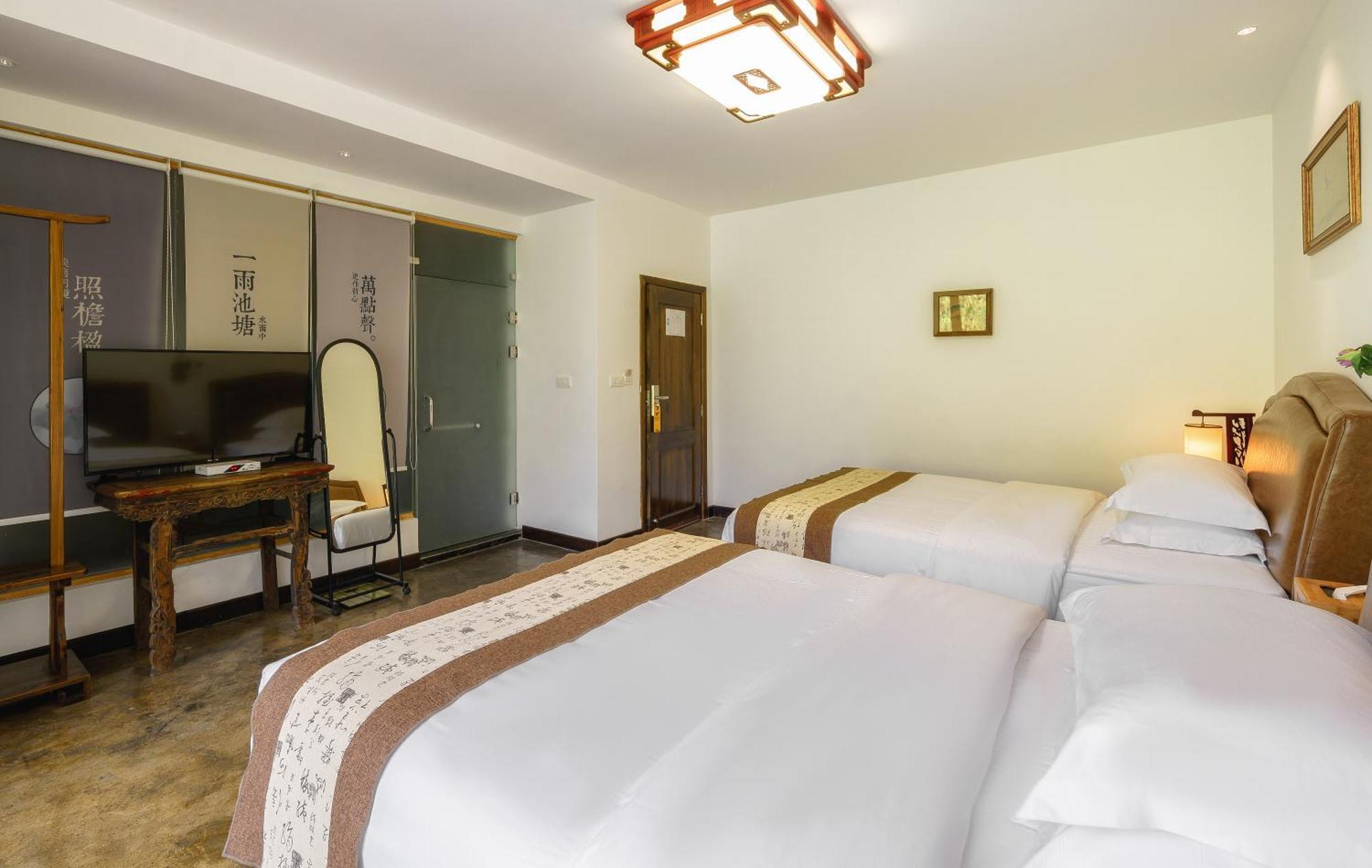 Leisure Courtyard Hotel Yangshuo-Free Shuttle Bus To Yangshuo Station Stay 2 Nights One Way Bagian luar foto