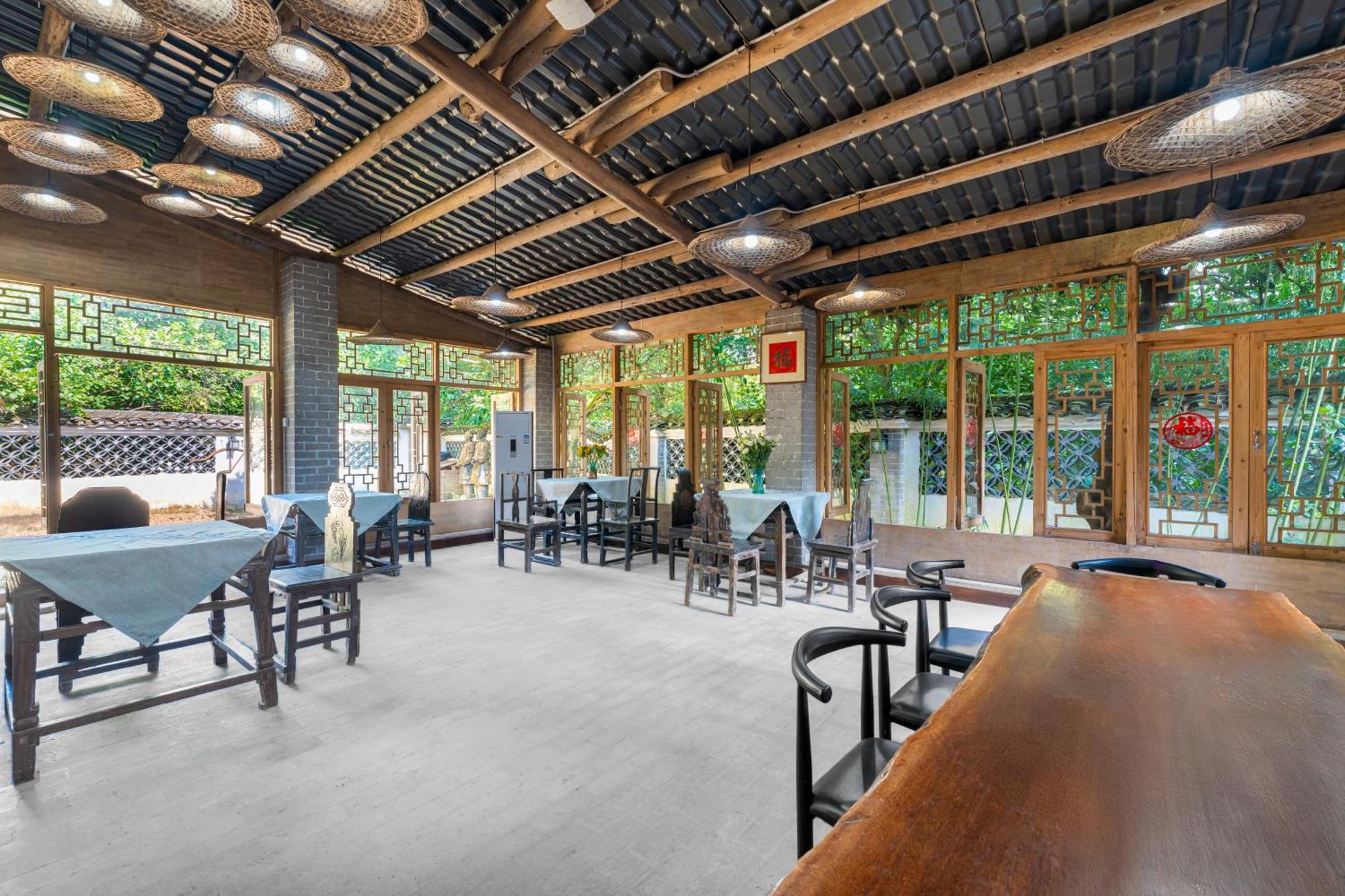Leisure Courtyard Hotel Yangshuo-Free Shuttle Bus To Yangshuo Station Stay 2 Nights One Way Bagian luar foto