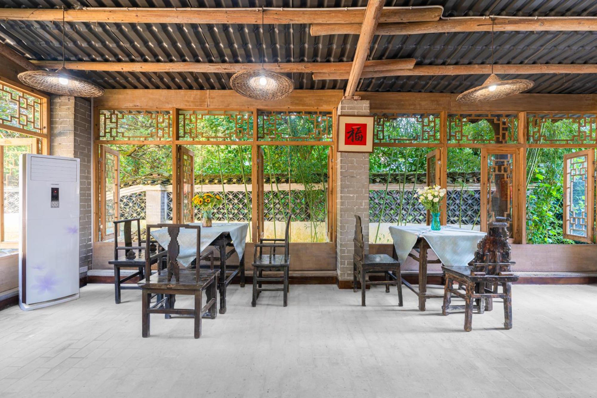 Leisure Courtyard Hotel Yangshuo-Free Shuttle Bus To Yangshuo Station Stay 2 Nights One Way Bagian luar foto